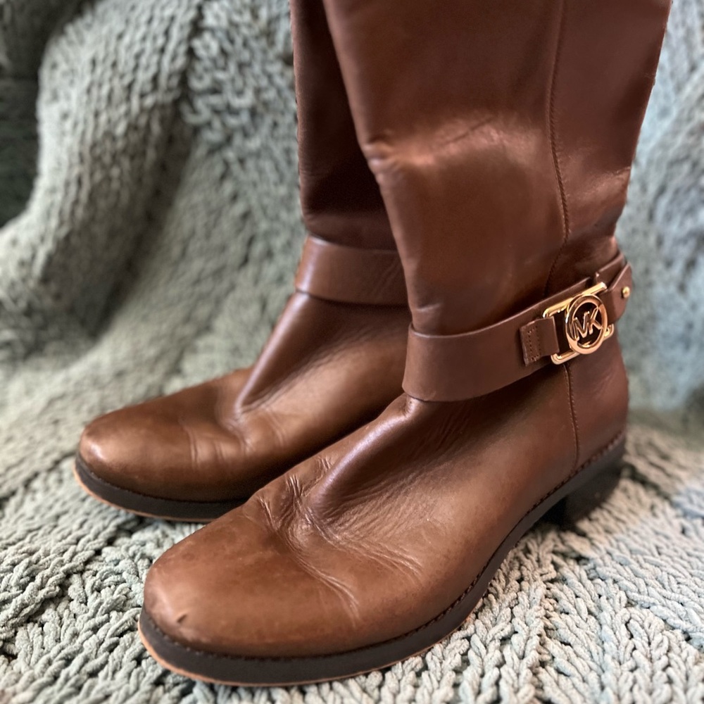 Michael Kors Mid-calf leather zip up boots